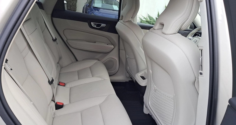 Volvo XC 60 cena 179900 przebieg: 58225, rok produkcji 2021 z Nowa Ruda małe 254